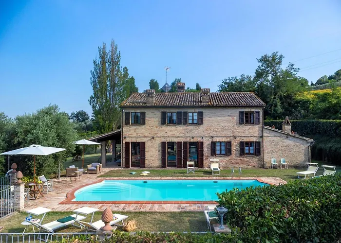 Semesterbostad La Girolima- Marchferienhaeuser By Interhome